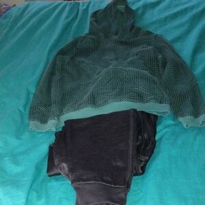 adidas Black Kids Sweatpants Boy's Large Size 14/16. Plus Black And Green Hoodie